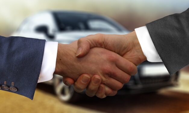 5 Amazing Benefits of Buying a New Car Through a Dealer